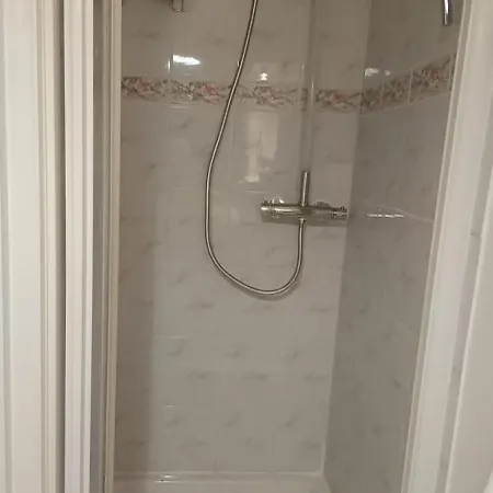 Verre Chez Nous Saumur Pour 4, 6 Personnes