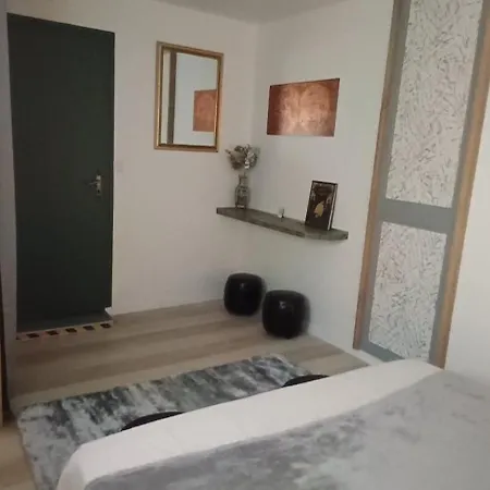 Verre Chez Nous Saumur Pour 4, 6 Personnes Apartamento Le Puy-Notre-Dame